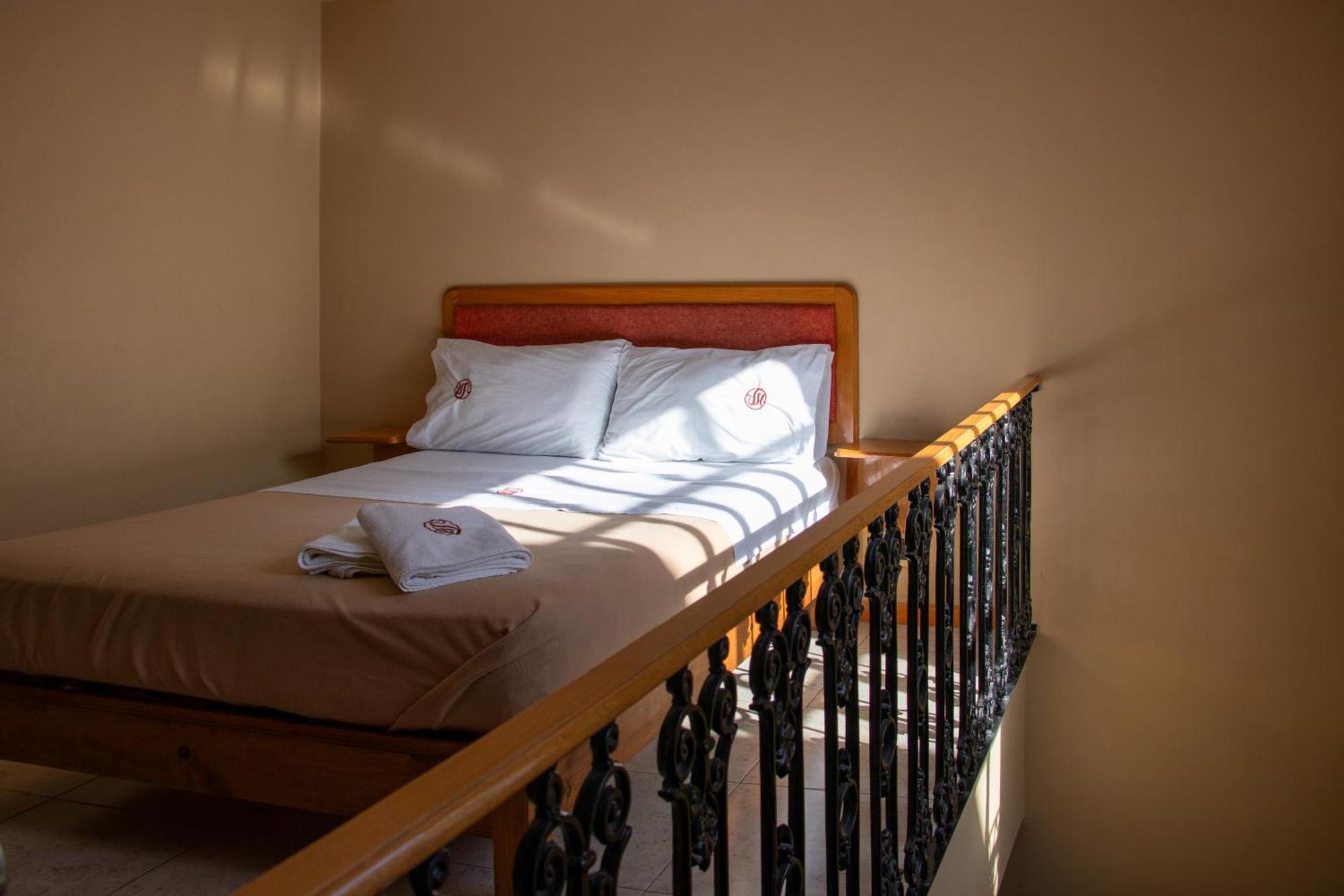 Suite Sevilla Puebla de Zaragoza Esterno foto