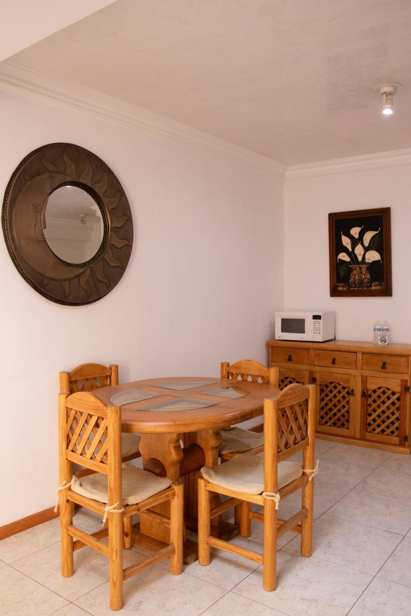 Suite Sevilla Puebla de Zaragoza Esterno foto